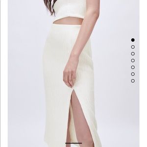 Wrinkled look new Zara midi skirt